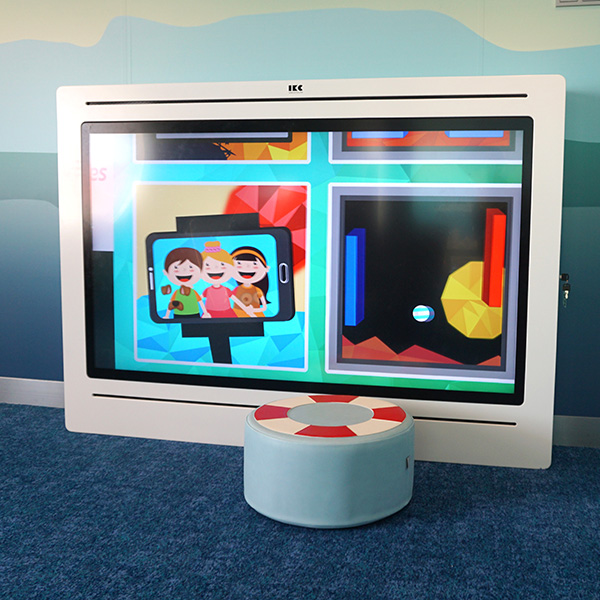 Grand système de jeu interactif avec écran tactile pour les enfants